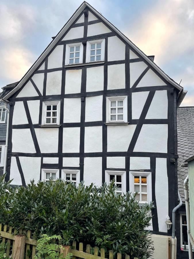 Wohnen In Malerischer Altstadt ジーゲン エクステリア 写真
